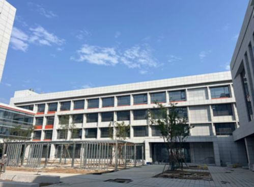 國家管網龍口南山lng廠前區工程完成裝飾裝修節點